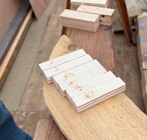 blocks for positioning the scarfed panels